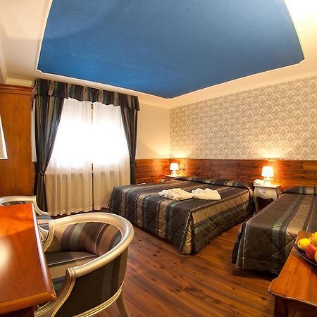 Hotel Cles Værelse billede