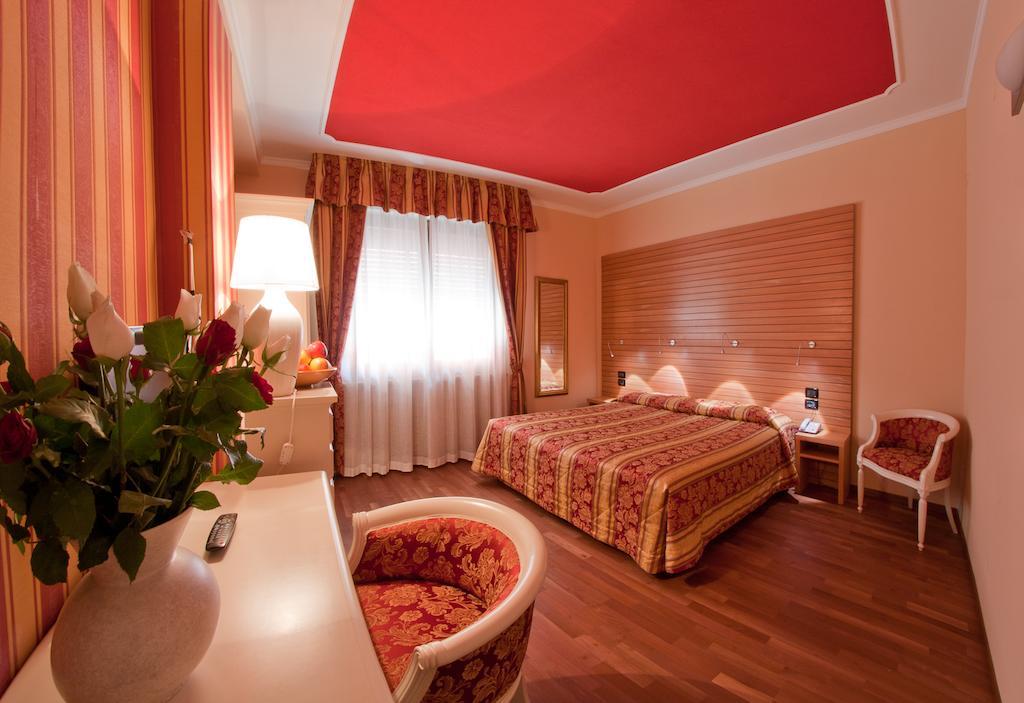 Hotel Cles Værelse billede